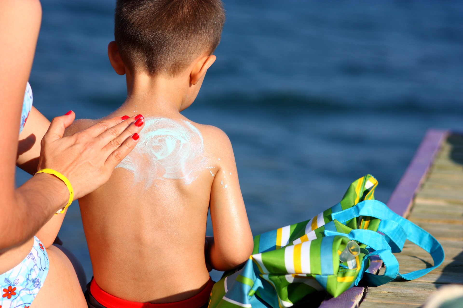 Sunscreen under 6 best sale months