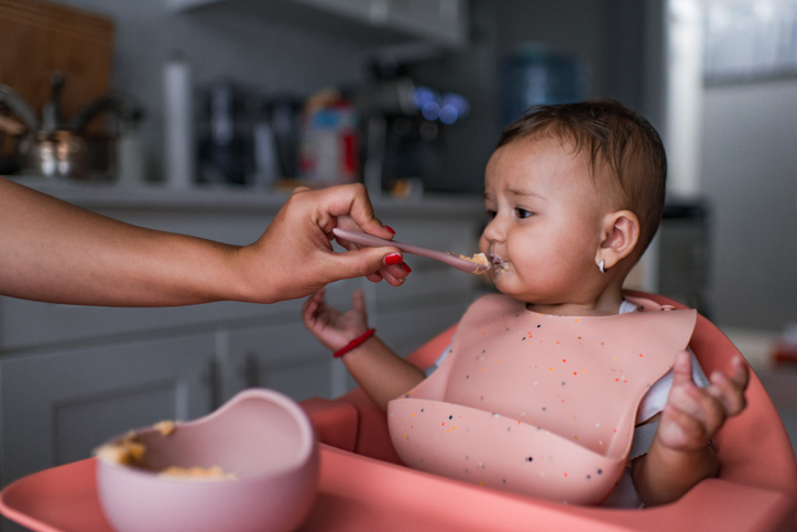 5-tips-for-solid-food-introduction-from-a-pediatric-allergist
